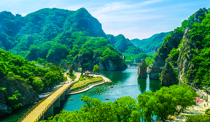 大连冰峪沟：自然风光与人造景观的完美结合